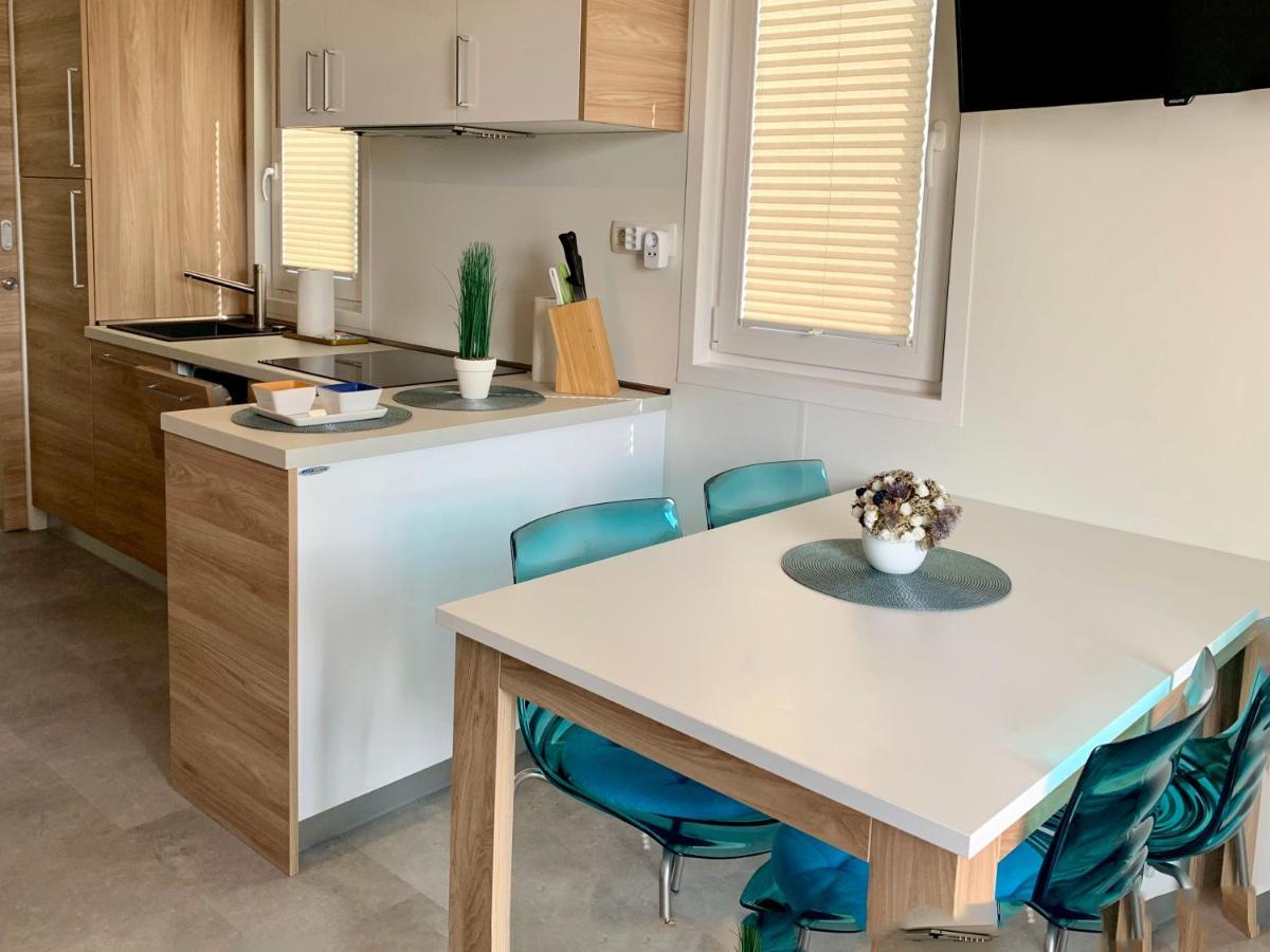 Bonita Houseboat Apartment Portorose Екстер'єр фото
